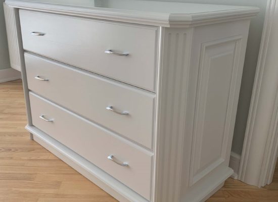 Комод Іннес, малий (покриття кольором)