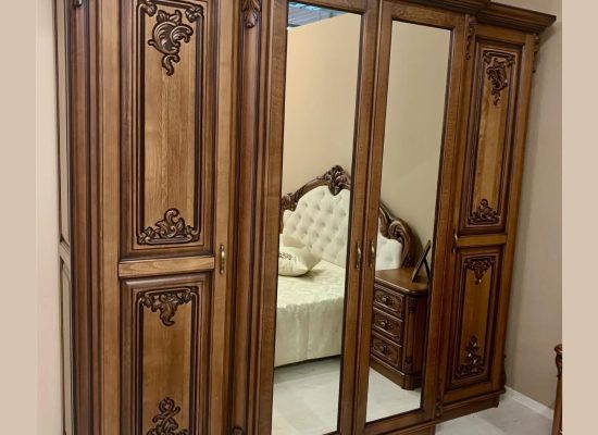 Шафа Сигліс, 4 двері (тонування)