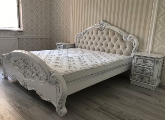 Ліжко Сигліс, з різьбленням (покриття кольором)