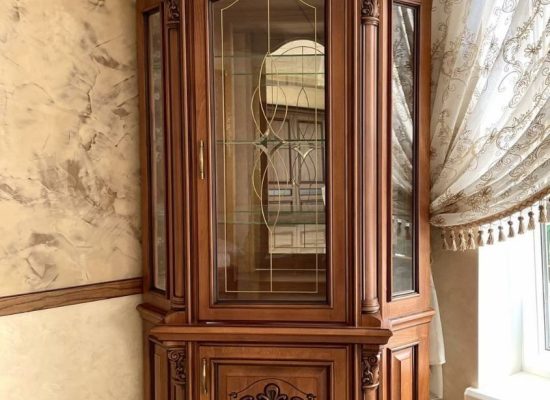 Вітрина Петрос кутова (тонування)