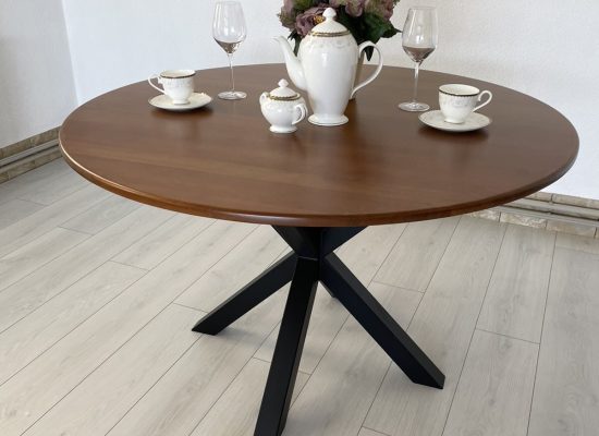 Стіл обідній Хюге (тонування)