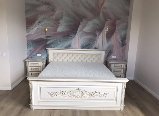 Ліжко Українка (покриття кольором + патина)