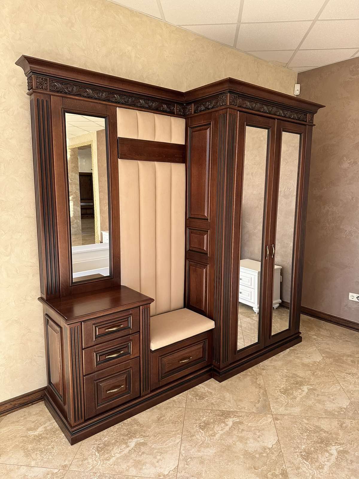 Передпокій Авангард з шафою 3