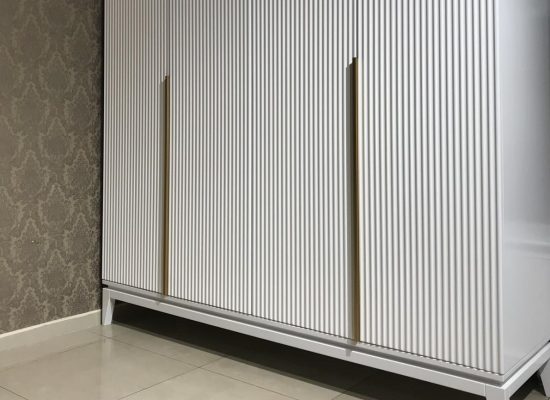 Шафа Ліберті, 4 двері (покриття кольором)