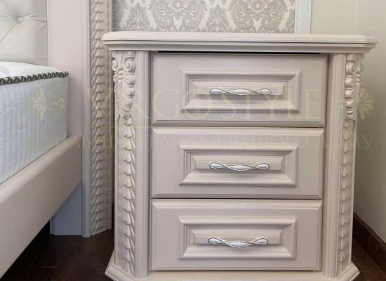 Тумба Українка (покриття кольором)