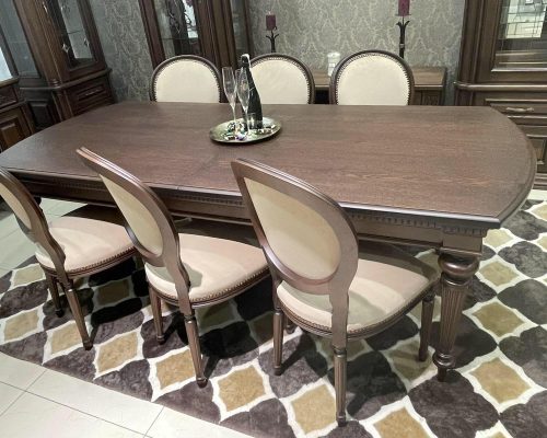 Столи та стільці