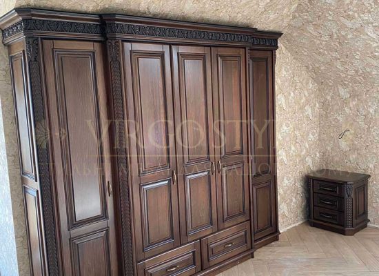 Шафа Українка, 5 дверей (тонування)