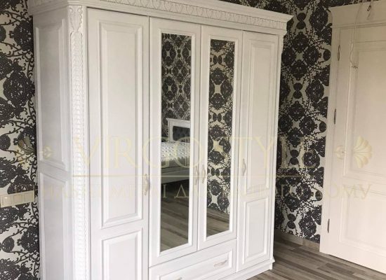 Шафа Українка, 4 двері (покриття кольором)